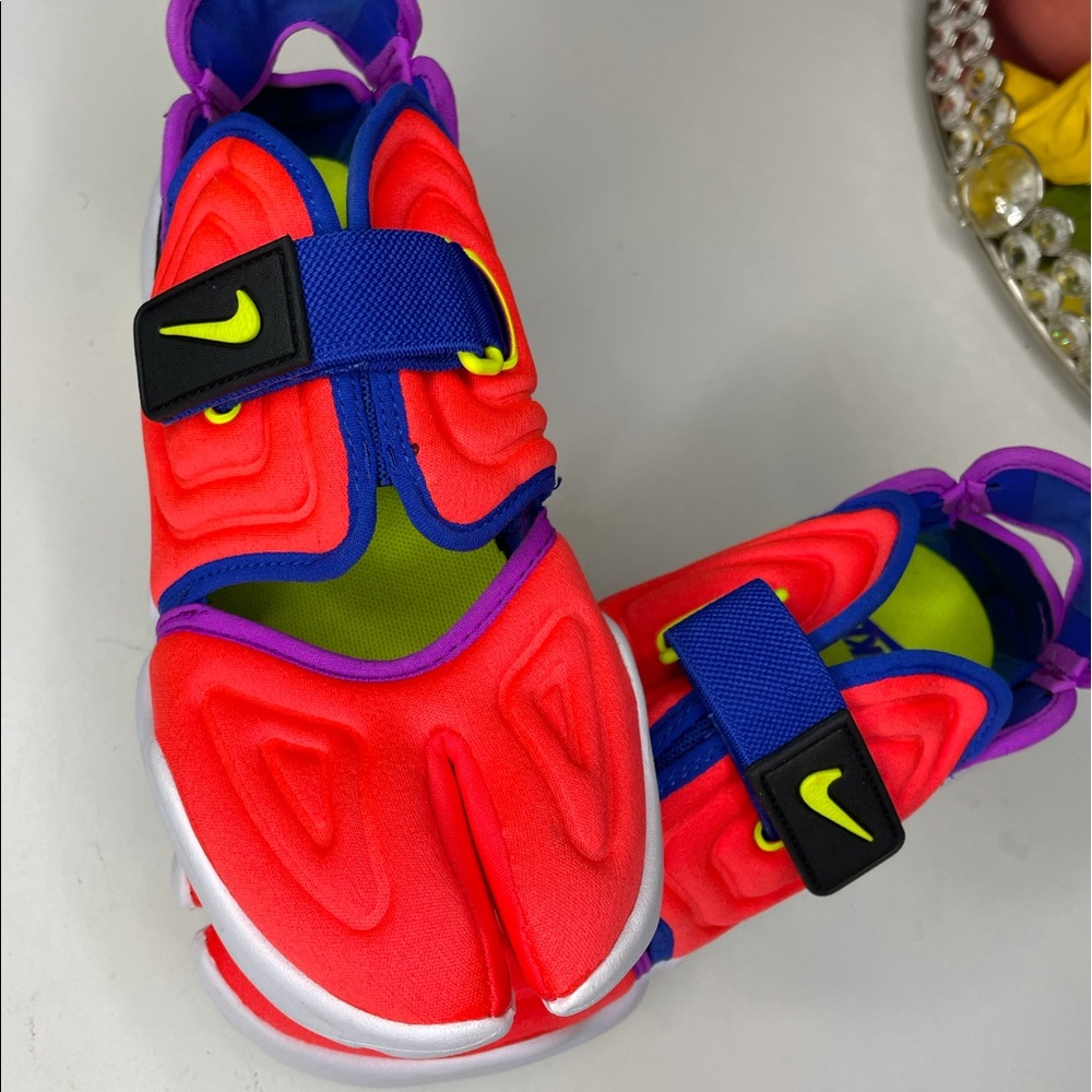 Nike water shoes